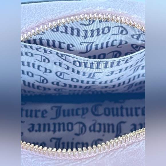 Juicy Couture Light Pink Crossbody Bag with Black Accents - Picture 11 of 13